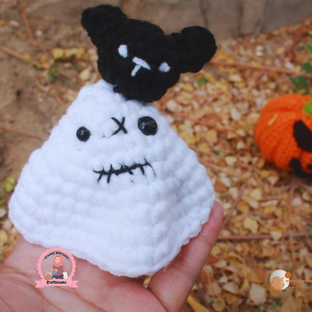 Halloween ghost pattern