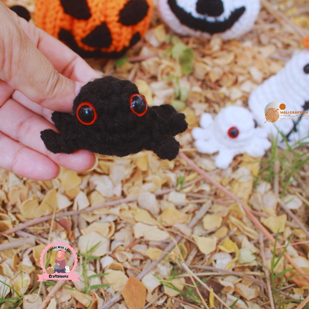 Crochet mini spider pattern